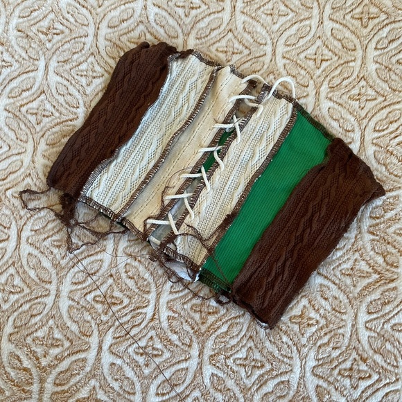 Color Block Top-Stitching Lace Up Front Cropped Tube Top - Picture 10 of 12